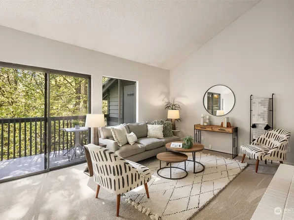 12711 NE 129th Court #G302, Kirkland, WA 98034