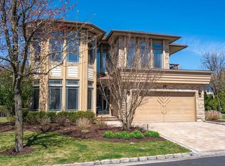 20 Kettlepond Rd, Jericho, NY 11753