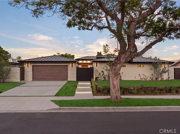 3080 Country Club Dr, Costa Mesa, CA 92626