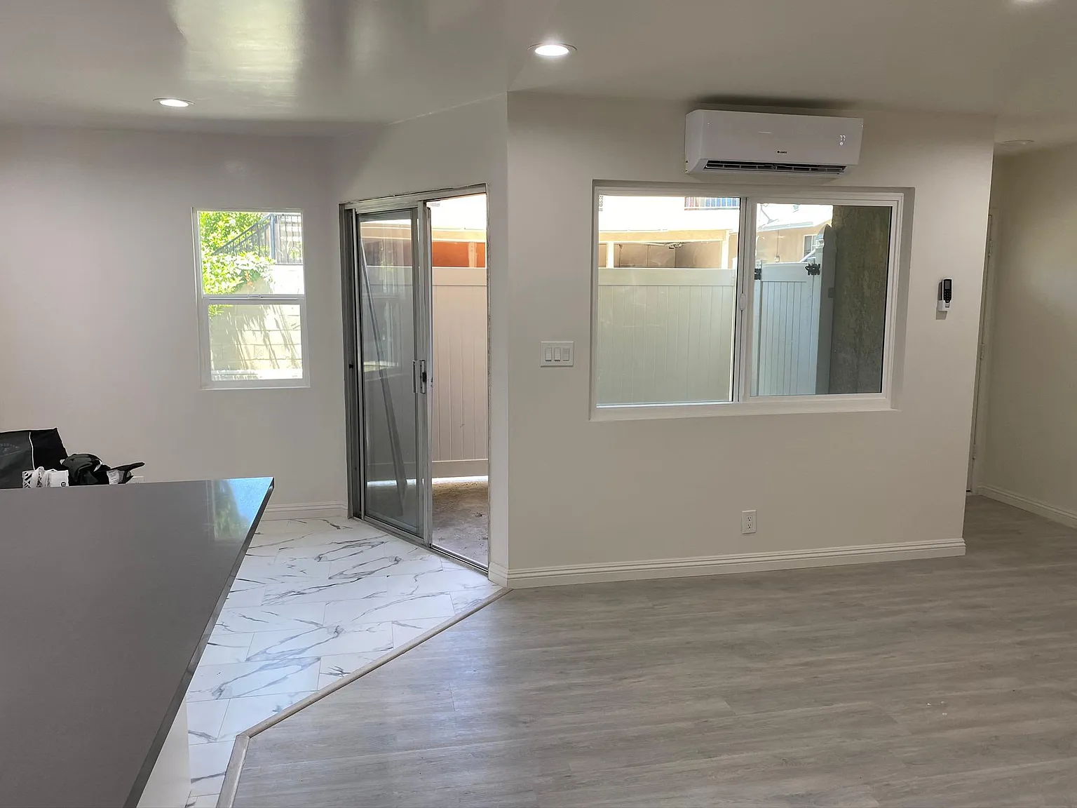 2 bed, 1000 sqft, $2,800 — Photo 3