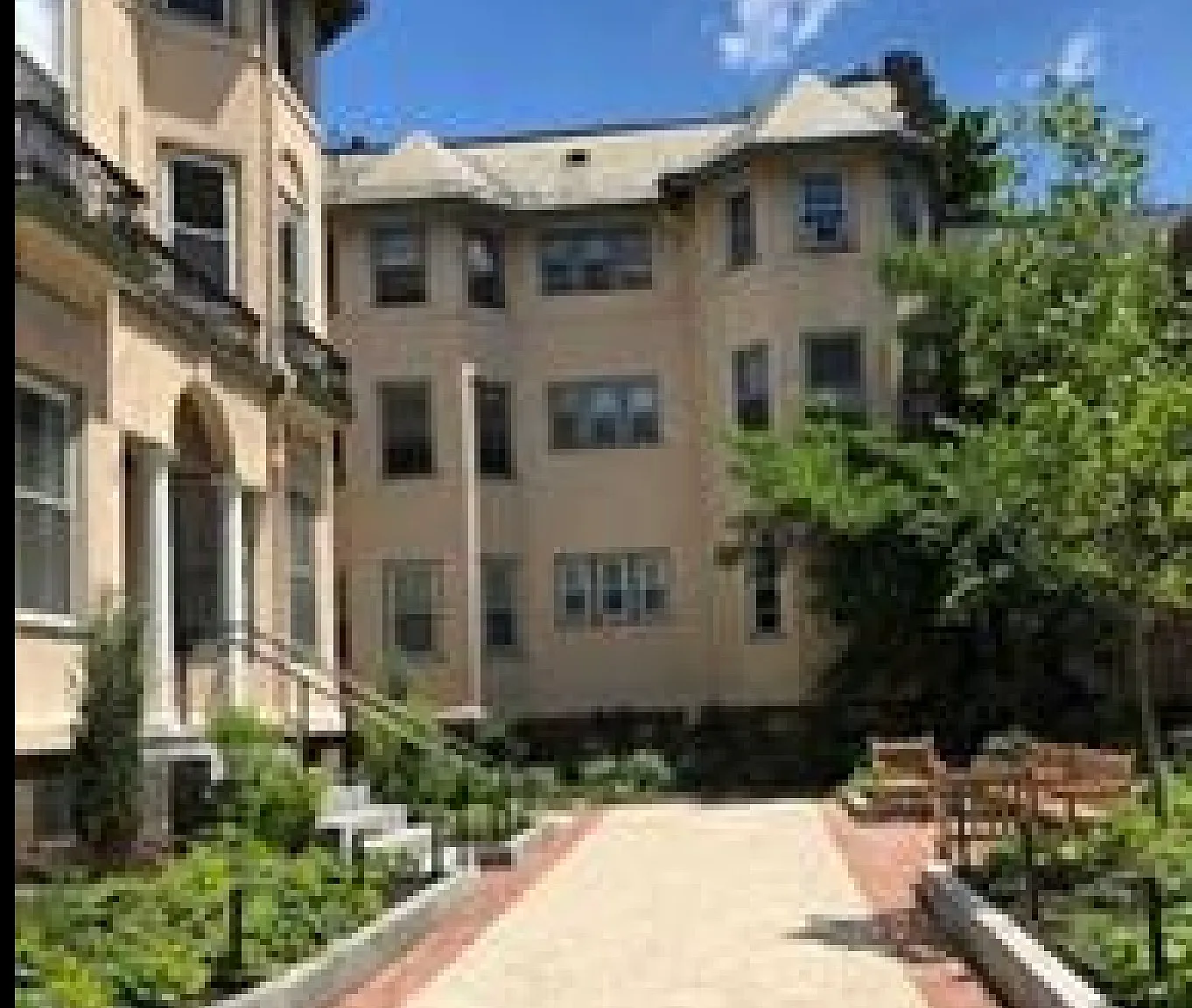 1 bed, 452 sqft, $2,590 — Photo 2