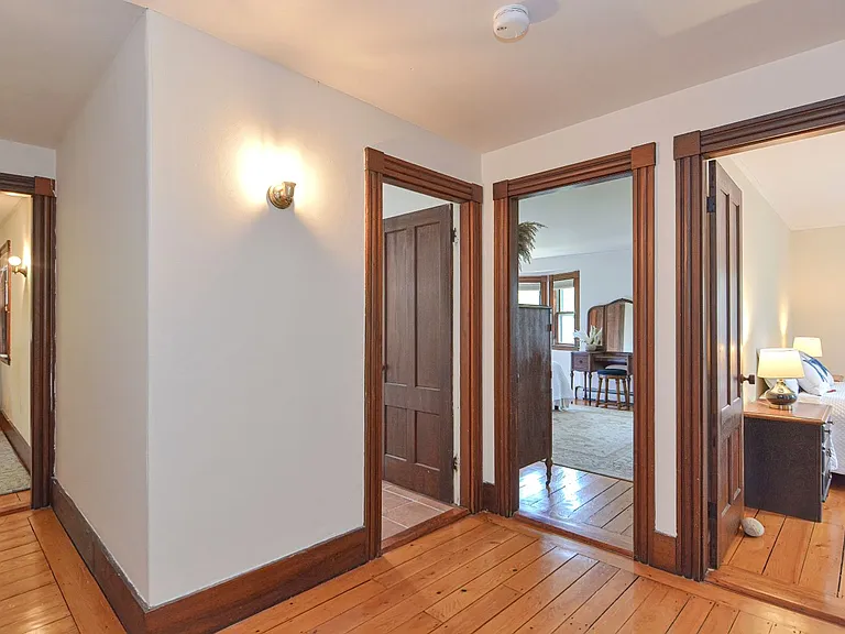 16 Oakes Ln — Photo 19