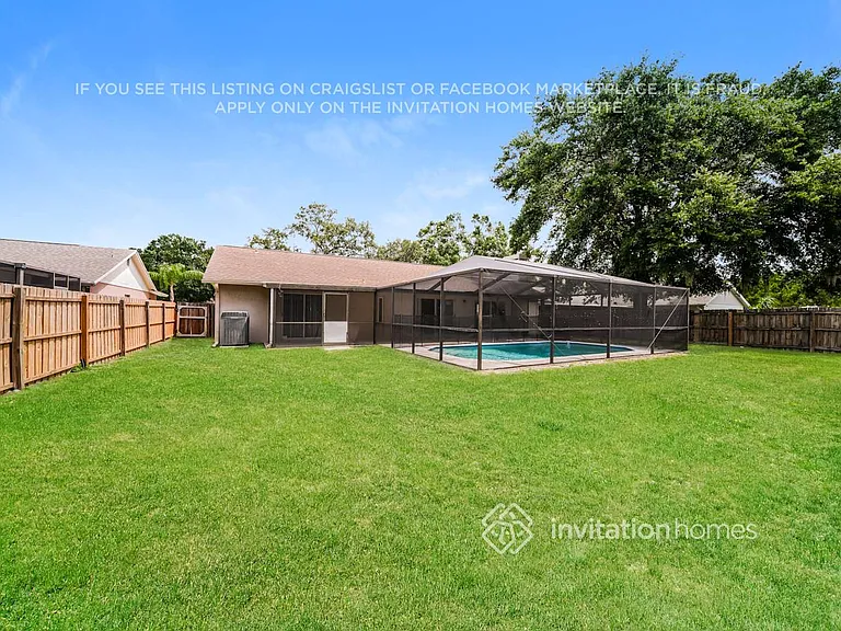12305 Huckleberry Ct — Photo 16