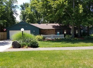 22375 Rock Creek Cir, Strongsville, OH 44149