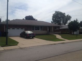 8121 W Catherine Ave, Chicago, IL