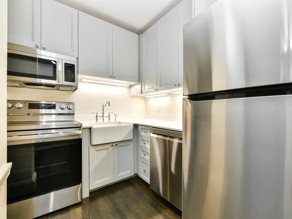 10 Dana St APT 7, Cambridge, MA 02138