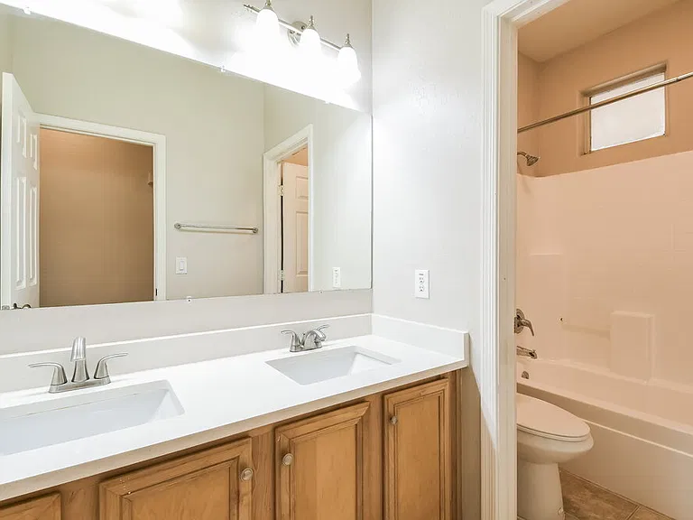 3441 E Baranca Ct — Photo 15