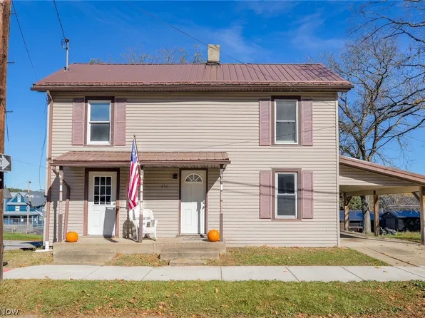 252 2nd St, Bergholz, OH 43908