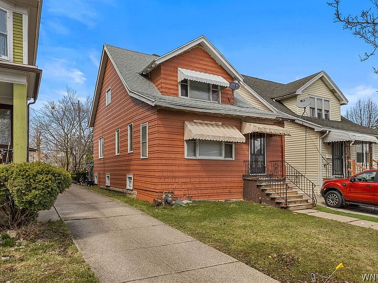 Listing photo 2
