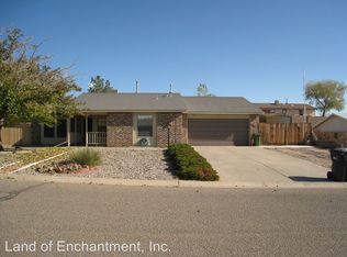 428 7th Ave NE, Rio Rancho, NM 87124