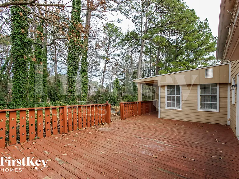 6936 Deshon Ridge Dr — Photo 13