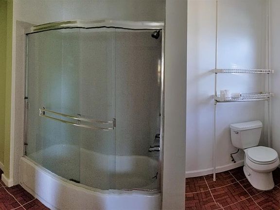 3rd image of 8493 Varney Ave