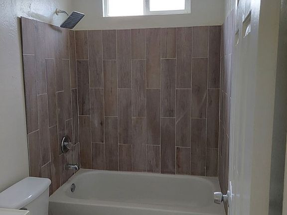 4th image of 2521 Ponderosa St APT 2