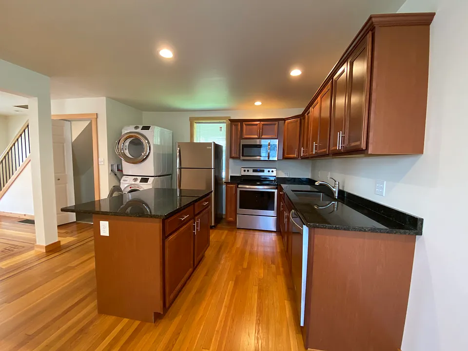 1014 Vine St #1014