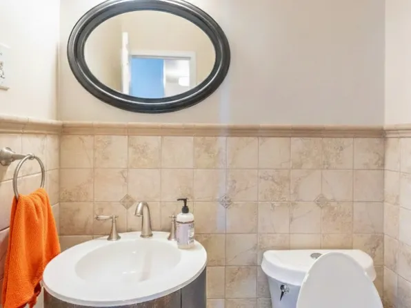 343 East 74th Street image 10 of 12