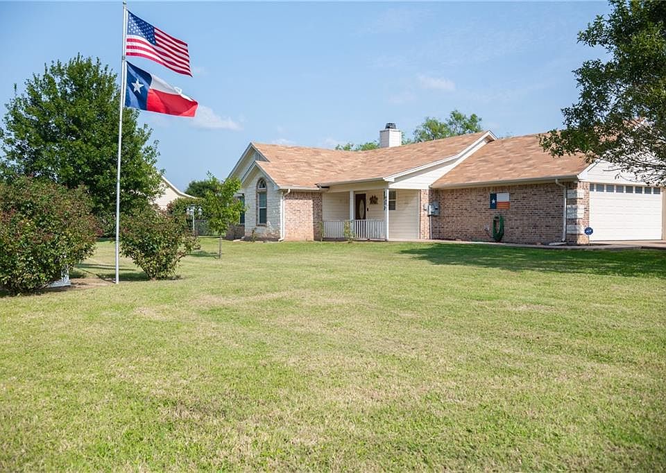 2nd image of 543 Tom McCartney Ln
