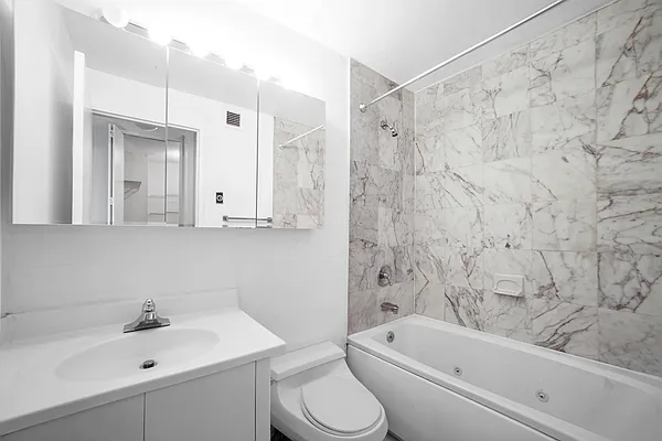 Rented by Oxford Property Group | media 6