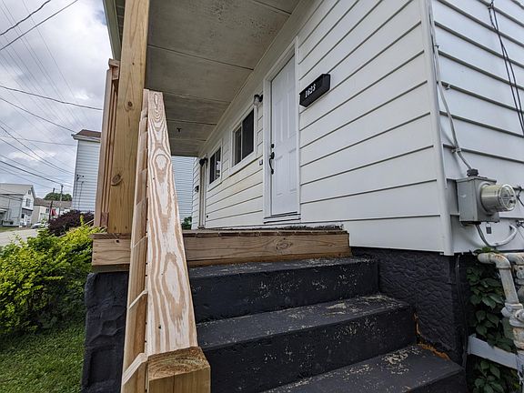 2nd image of 1623 Broad St #2
