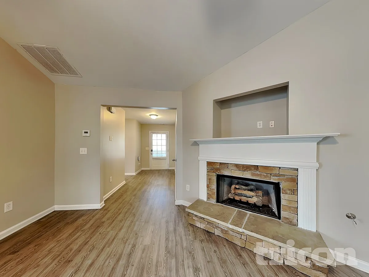 Building Photo - 640 Fairgreen Trl