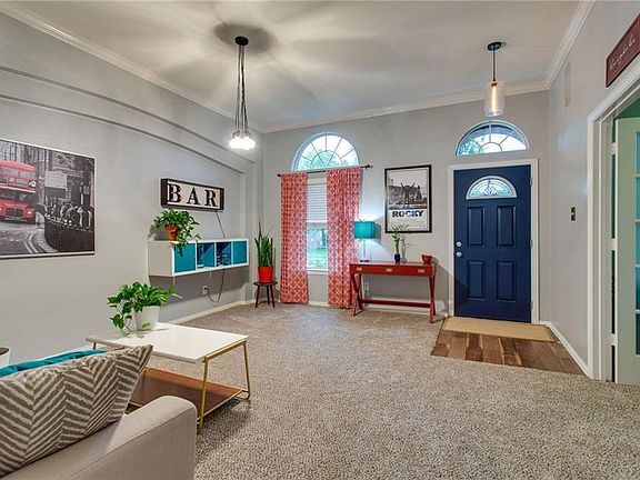 3rd image of 1801 Morning Glory Dr