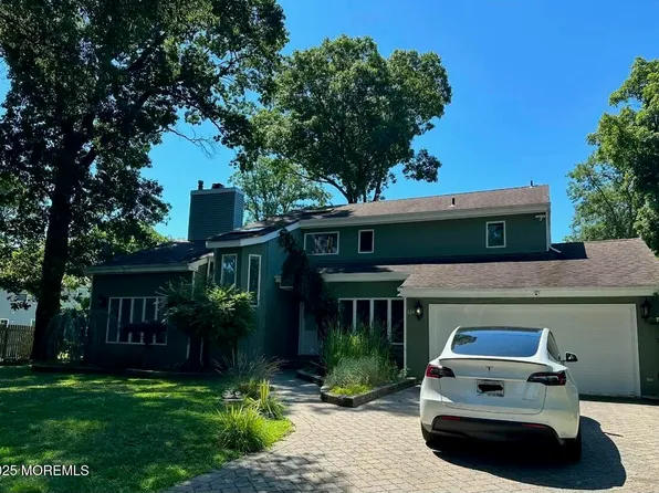 604 Van Note Pkwy, Oakhurst, NJ 07755