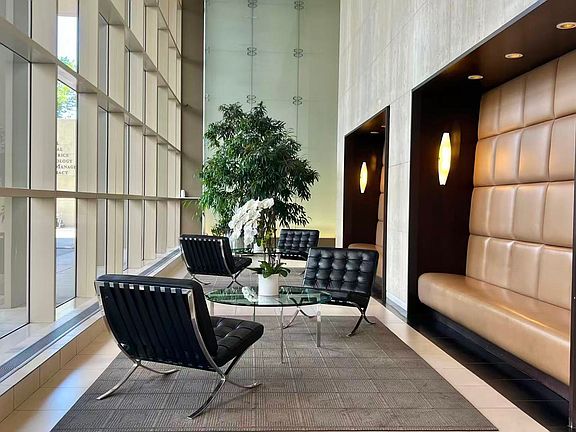 3rd image of 5320 N Sheridan Rd APT 2203