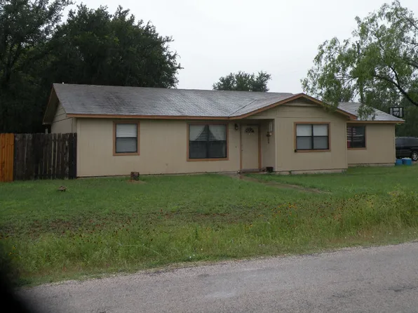 331 Lamaloa Ln, Bastrop, TX 78602