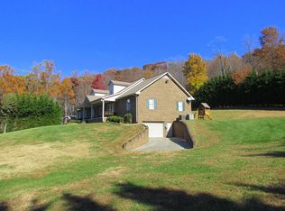 7858 Cheatham Ford Rd, Hiddenite, NC 28636