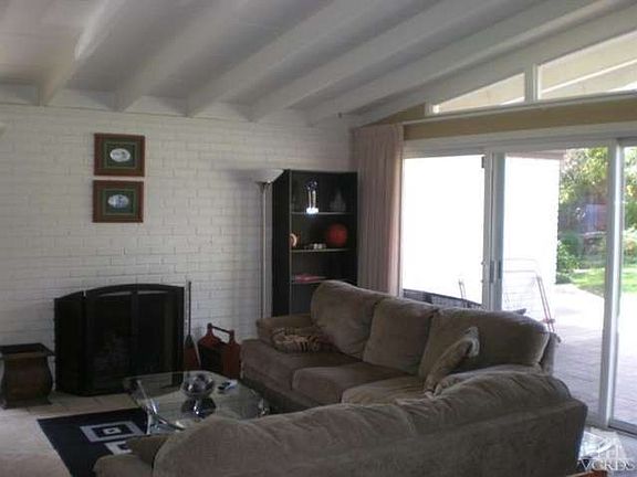 3rd image of 4525 Varsity St