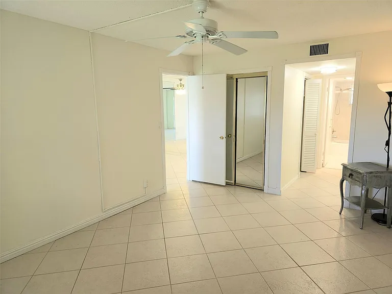 4700 Washington St #308 — Photo 12