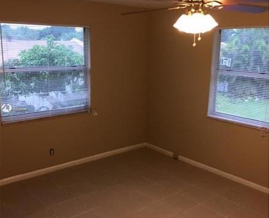 1st image of 5520 Lakewood Cir N