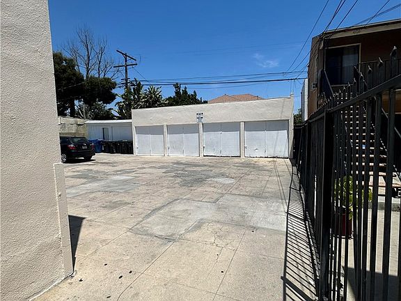 3rd image of 4060 Brighton Ave