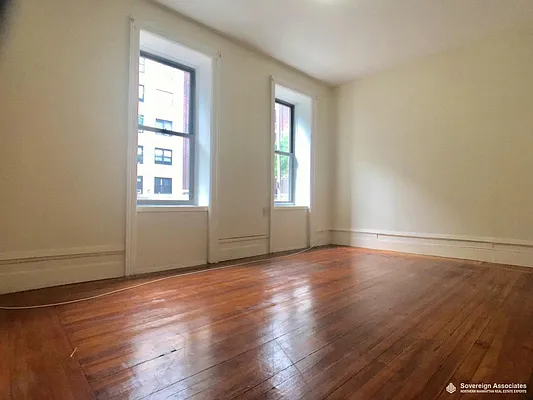 Rented by Sovereign Associates | media 15