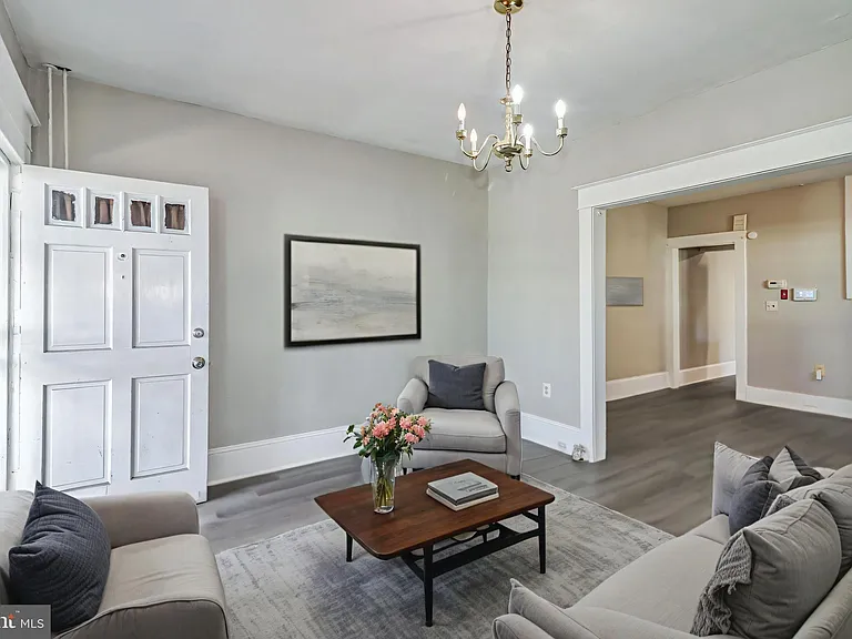 24 New Trent St — Photo 12