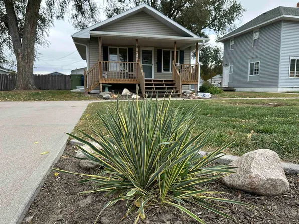 1917 C Ave, Kearney, NE 68847