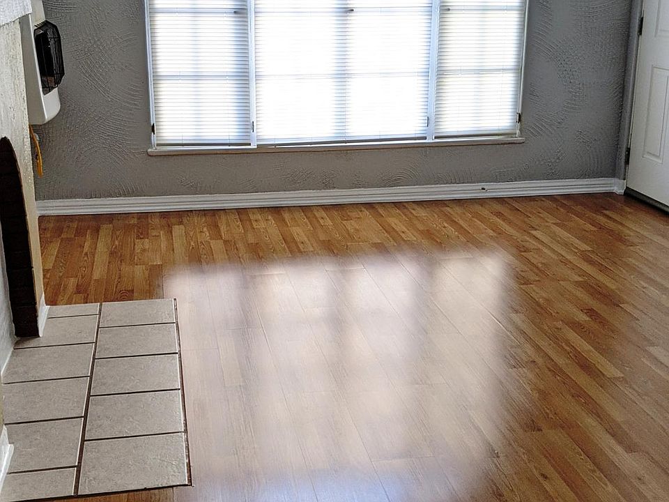 Living room 1