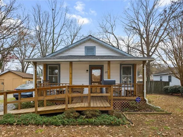 23 Parker Ave, Newport News, VA 23606