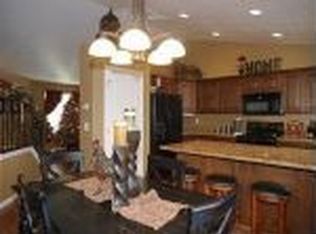 246 Buckingham Dr, North Salt Lake, UT 84054
