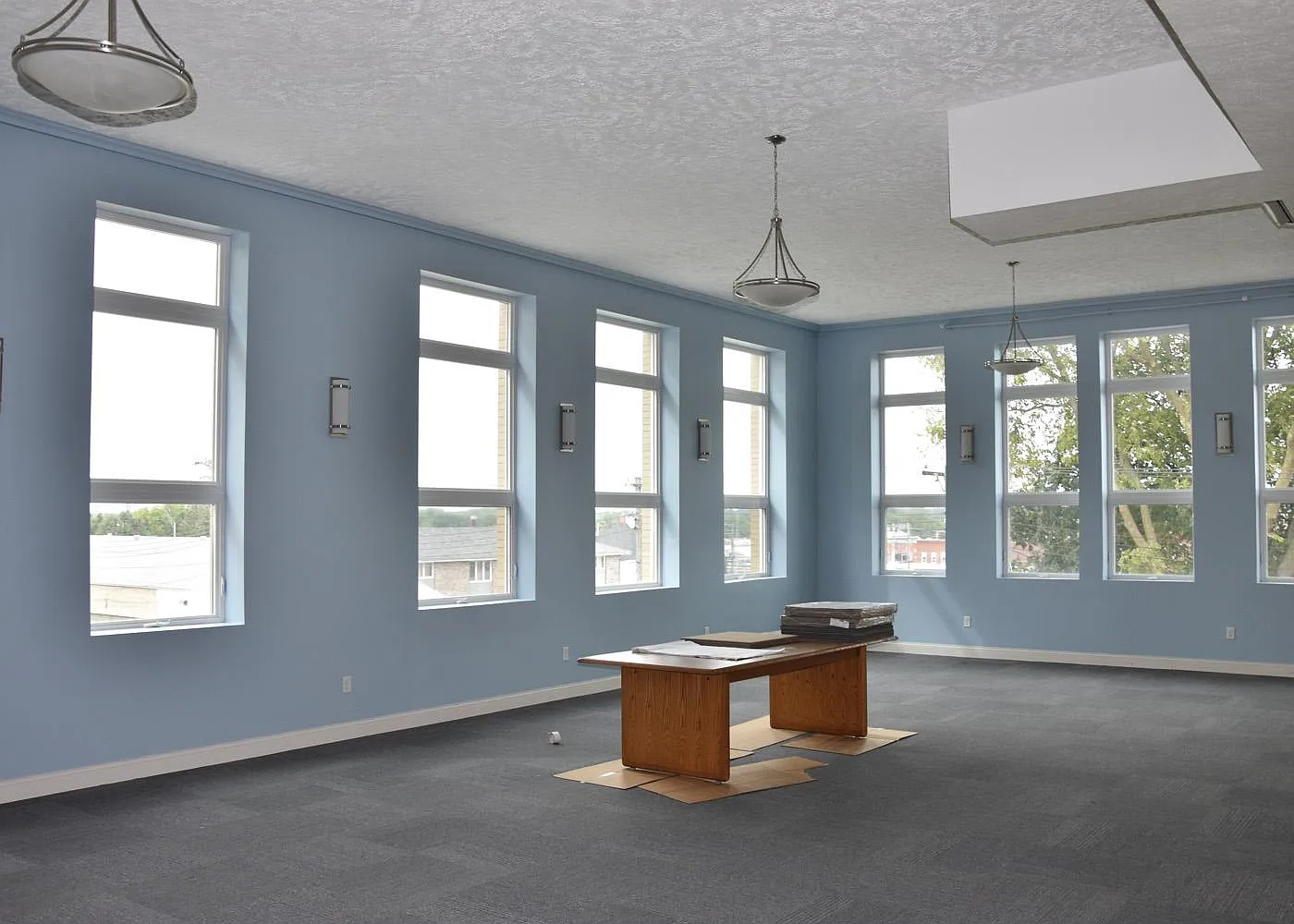 119 N Colfax St — Photo 4