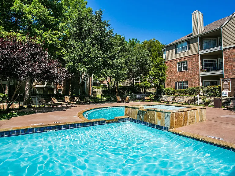 Pool Views*