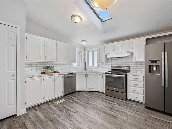 2nd image of 18 Nuclear Ln