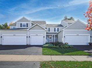 2306 Sheehan Dr, Naperville, IL 60564