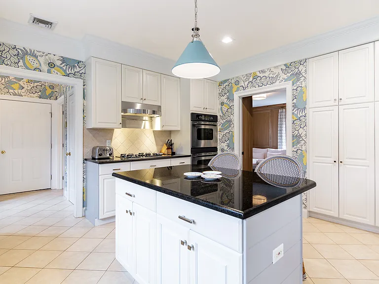 110 Fox Hollow Ln — Photo 25