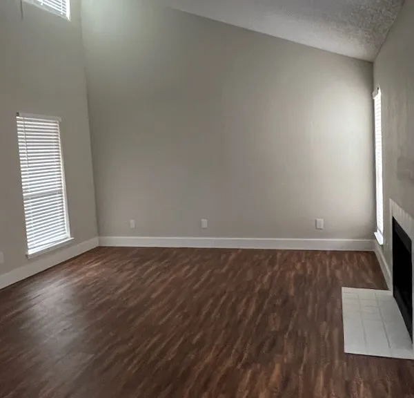 Amber Creek Apartments — Photo 12