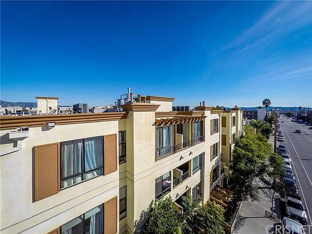 1st image of 6938 Laurel Canyon Blvd Unit 216