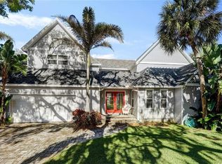 40 Central Ct, Tarpon Springs, FL 34689