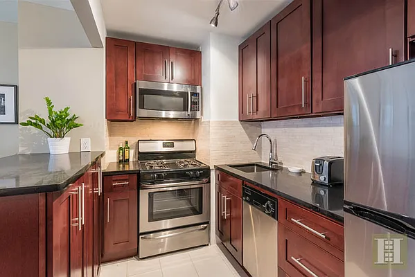 Rented by Halstead Real Estate | media 2