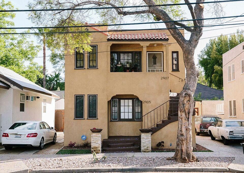 1st image of 2907 Reservoir St
