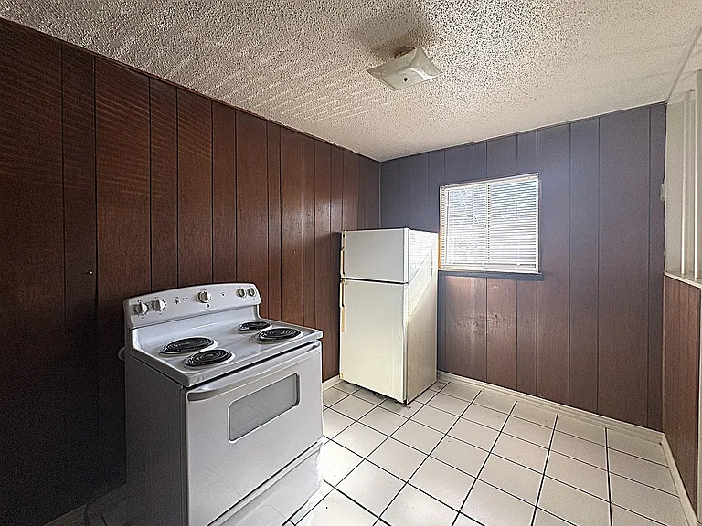 602 Sunset Ln #B — Photo 5
