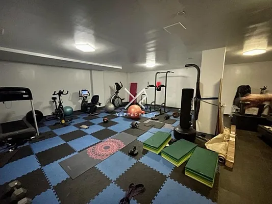 Rented by Yaffa Realty LLC | media 33